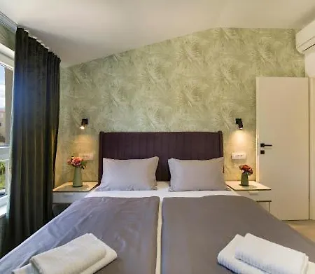 Apartamento Joy Heated Pool