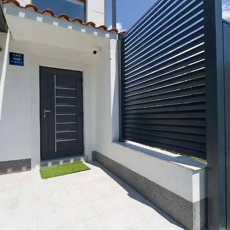 Joy Heated Pool Apartamento *