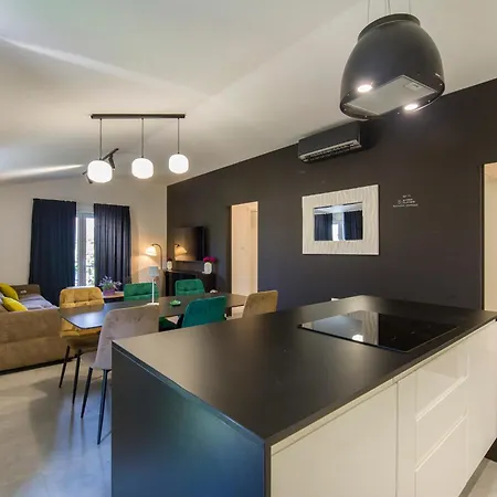 Joy Heated Pool Apartamento *