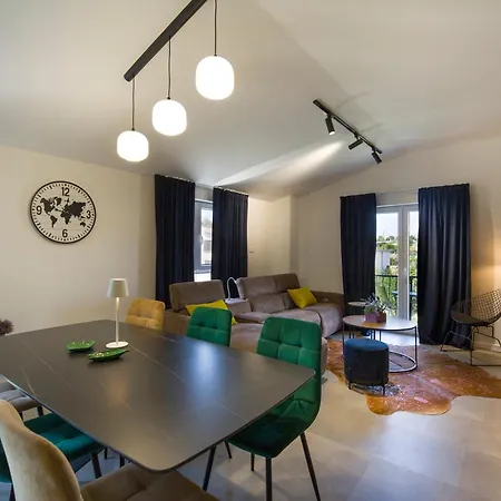 Joy Heated Pool Apartamento *